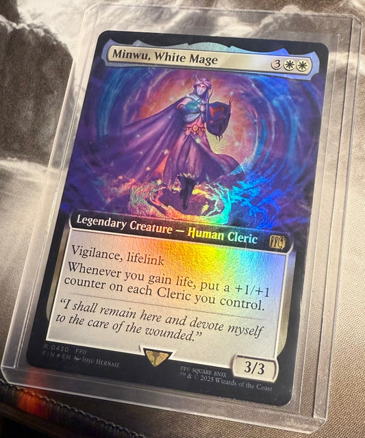 Magic the Gathering - Minwu, White Mage Extended Art FOIL - RARE - Final Fantasy - Mint