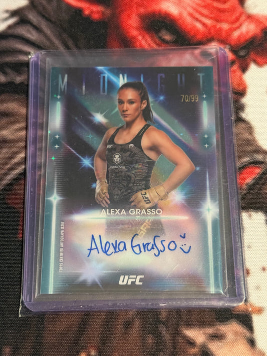 UFC - 2025 Topps Midnight - Alexa Grasso SERIALIZED Glimmer Graphs Auto /99 - #GRG-AG - NM/M