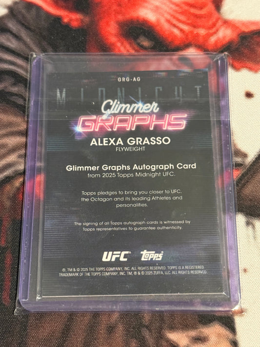 UFC - 2025 Topps Midnight - Alexa Grasso SERIALIZED Glimmer Graphs Auto /99 - #GRG-AG - NM/M