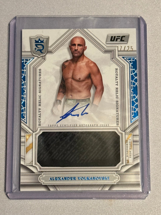 UFC - 2024 Topps Royalty - Alexander Volkanovski - SERIALIZED RELIC AUTO /25 - #RYS-AVI - Mint